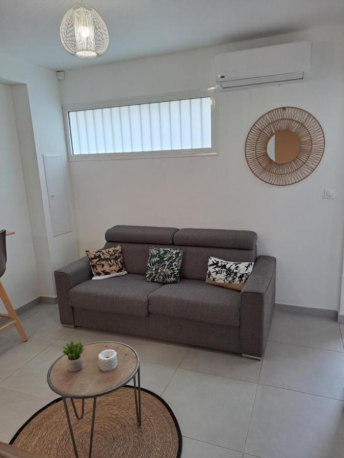 Appartement Cosy, T2 Situe En Centre Ville De Saint-Pierre Exteriér fotografie